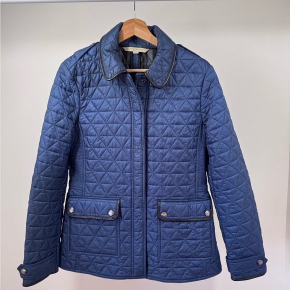 Burberry Quilted Navy Jacket - Picture 2 of 10